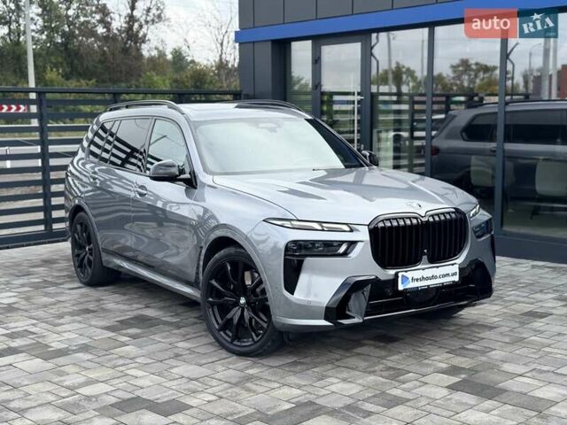 Серый БМВ X7, объемом двигателя 3 л и пробегом 99 тыс. км за 114000 $, фото 1 на Automoto.ua
