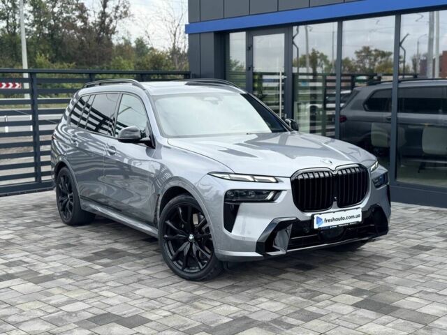 Серый БМВ X7, объемом двигателя 3 л и пробегом 99 тыс. км за 114000 $, фото 1 на Automoto.ua