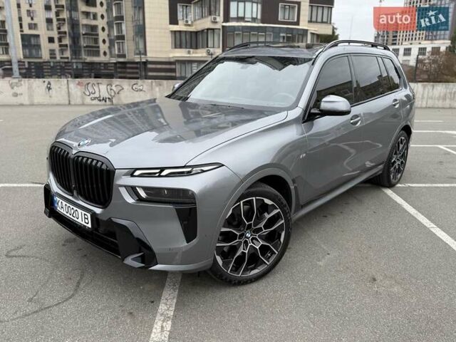 Серый БМВ X7, объемом двигателя 3 л и пробегом 26 тыс. км за 119000 $, фото 1 на Automoto.ua