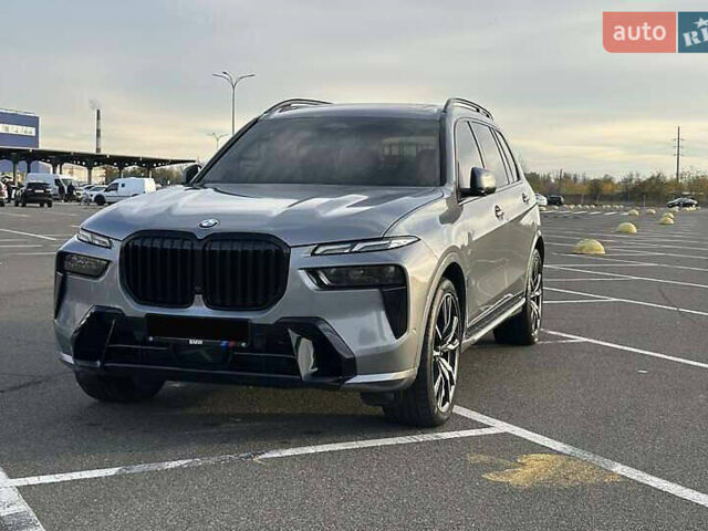 Серый БМВ X7, объемом двигателя 3 л и пробегом 11 тыс. км за 120000 $, фото 1 на Automoto.ua