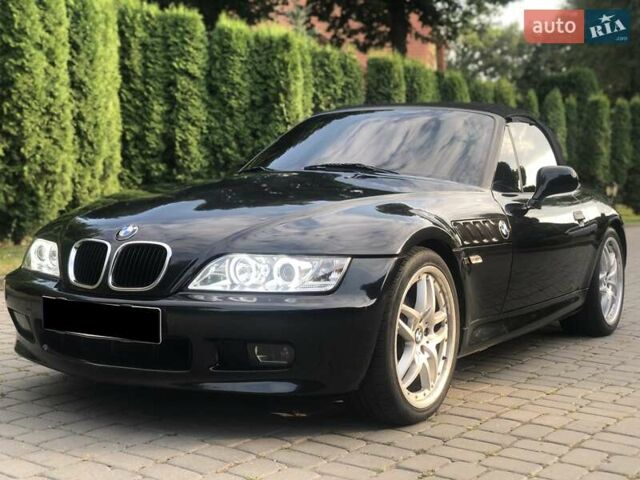 Черный БМВ Зет 3, объемом двигателя 1.9 л и пробегом 320 тыс. км за 10500 $, фото 1 на Automoto.ua