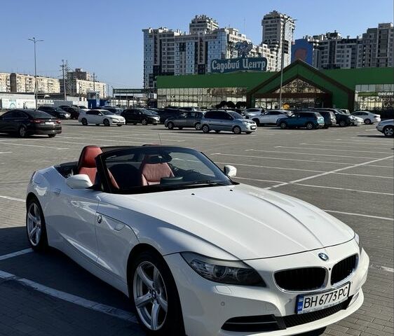 Білий БМВ Зет 4, об'ємом двигуна 2 л та пробігом 53 тис. км за 18500 $, фото 1 на Automoto.ua