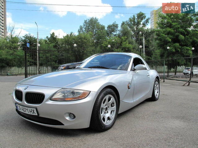 Серый БМВ Зет 4, объемом двигателя 3 л и пробегом 181 тыс. км за 9900 $, фото 1 на Automoto.ua