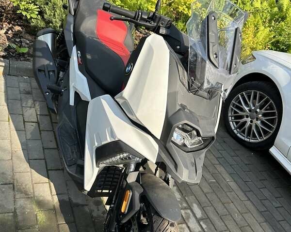Красный БМВ C 400X, объемом двигателя 0.35 л и пробегом 1 тыс. км за 10361 $, фото 1 на Automoto.ua