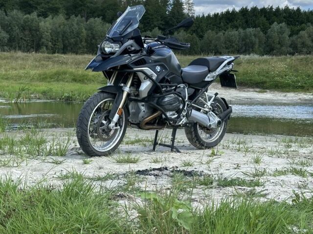 БМВ Другая, об'ємом двигуна 0 л та пробігом 0 тис. км за 4500 $, фото 1 на Automoto.ua