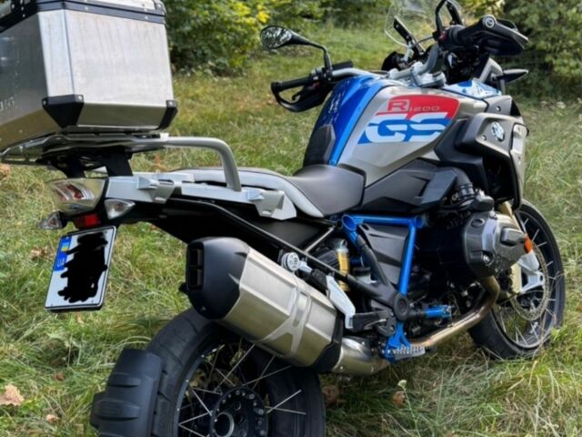 БМВ Другая, объемом двигателя 1.2 л и пробегом 0 тыс. км за 5300 $, фото 1 на Automoto.ua