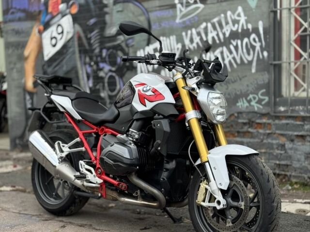 БМВ Другая, об'ємом двигуна 0 л та пробігом 0 тис. км за 11500 $, фото 1 на Automoto.ua