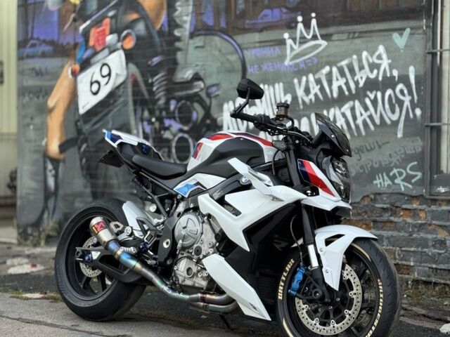 БМВ Другая, об'ємом двигуна 0 л та пробігом 0 тис. км за 25000 $, фото 1 на Automoto.ua