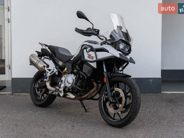 Белый БМВ F 750GS, объемом двигателя 0.85 л и пробегом 14 тыс. км за 10900 $, фото 1 на Automoto.ua