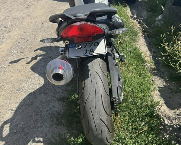 Черный БМВ F 800R, объемом двигателя 0 л и пробегом 50 тыс. км за 5999 $, фото 1 на Automoto.ua