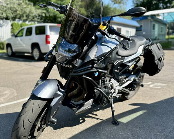Серый БМВ F 900R, объемом двигателя 0.9 л и пробегом 12 тыс. км за 13499 $, фото 1 на Automoto.ua