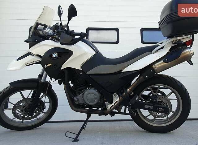 Белый БМВ G 650GS, объемом двигателя 0 л и пробегом 45 тыс. км за 7000 $, фото 1 на Automoto.ua