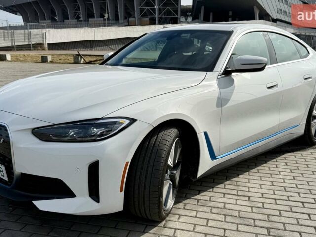 Белый БМВ i4, объемом двигателя 0 л и пробегом 8 тыс. км за 36900 $, фото 1 на Automoto.ua