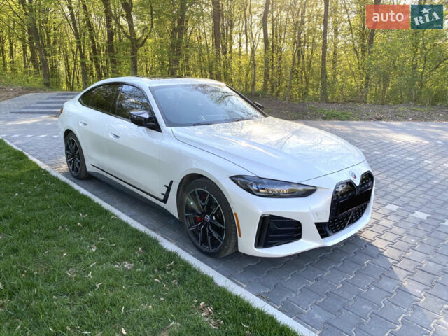 Белый БМВ i4, объемом двигателя 0 л и пробегом 46 тыс. км за 39500 $, фото 1 на Automoto.ua