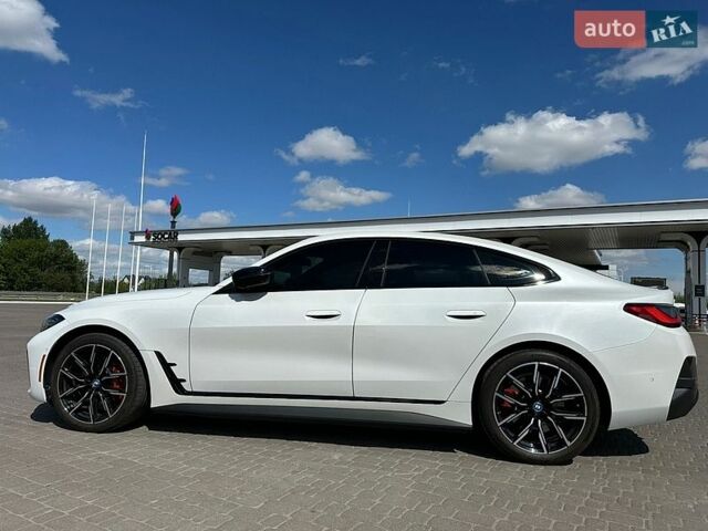 Белый БМВ i4, объемом двигателя 0 л и пробегом 16 тыс. км за 42999 $, фото 1 на Automoto.ua