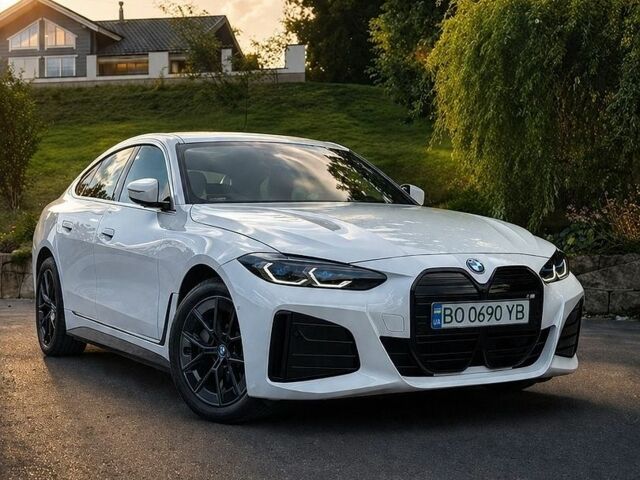 Білий БМВ i4, об'ємом двигуна 0 л та пробігом 20 тис. км за 36400 $, фото 1 на Automoto.ua