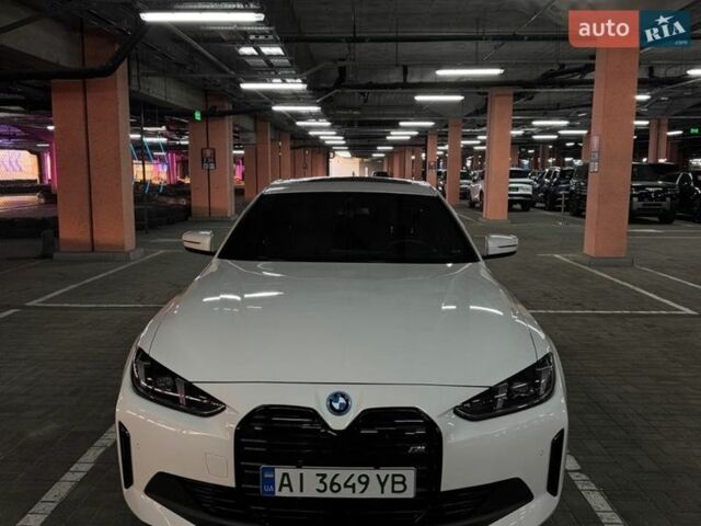 Белый БМВ i4, объемом двигателя 0 л и пробегом 7 тыс. км за 36800 $, фото 1 на Automoto.ua