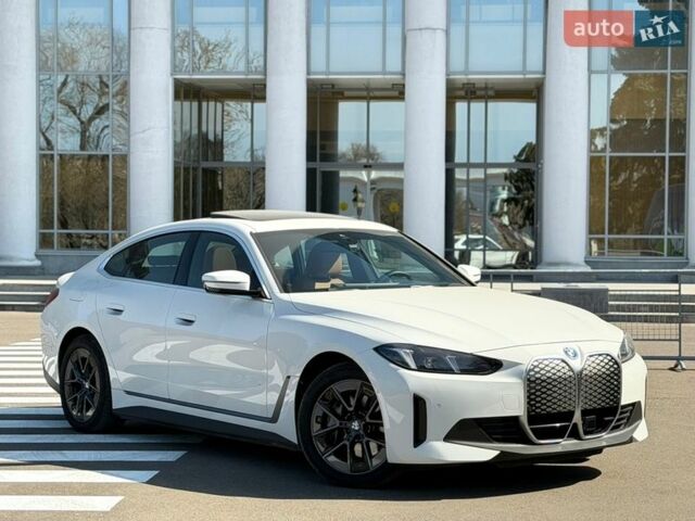 Білий БМВ i4, об'ємом двигуна 0 л та пробігом 7 тис. км за 49900 $, фото 1 на Automoto.ua