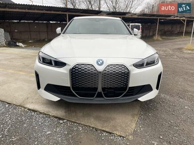 Білий БМВ i4, об'ємом двигуна 0 л та пробігом 1 тис. км за 49900 $, фото 1 на Automoto.ua
