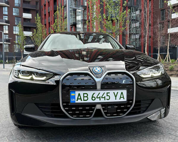 Черный БМВ i4, объемом двигателя 0 л и пробегом 15 тыс. км за 38000 $, фото 1 на Automoto.ua