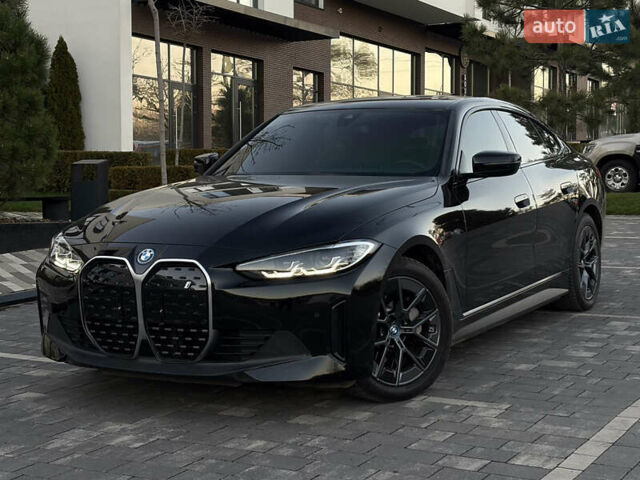 Черный БМВ i4, объемом двигателя 0 л и пробегом 17 тыс. км за 31000 $, фото 1 на Automoto.ua