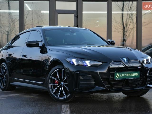 Чорний БМВ i4, об'ємом двигуна 0 л та пробігом 9 тис. км за 56500 $, фото 1 на Automoto.ua