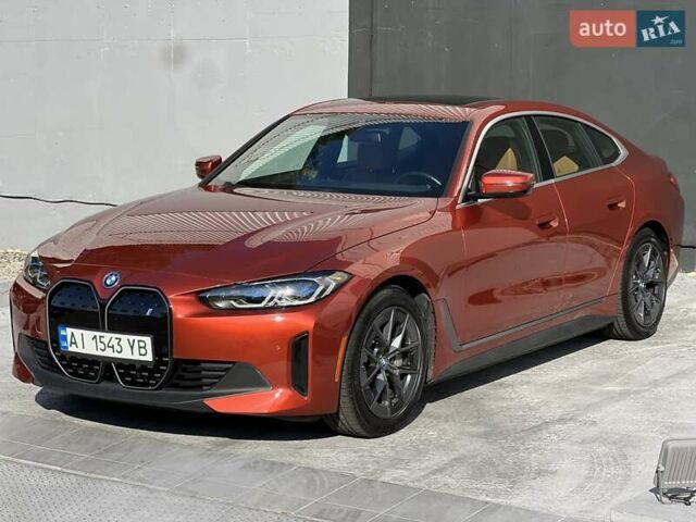 Красный БМВ i4, объемом двигателя 0 л и пробегом 35 тыс. км за 36700 $, фото 1 на Automoto.ua