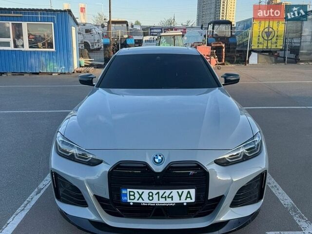 Серый БМВ i4, объемом двигателя 0 л и пробегом 46 тыс. км за 39500 $, фото 1 на Automoto.ua