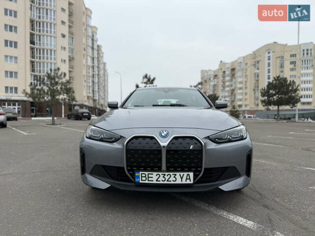 Сірий БМВ i4, об'ємом двигуна 0 л та пробігом 26 тис. км за 35800 $, фото 1 на Automoto.ua