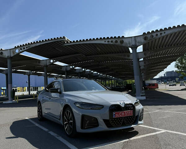 Серый БМВ i4, объемом двигателя 0 л и пробегом 11 тыс. км за 46000 $, фото 1 на Automoto.ua