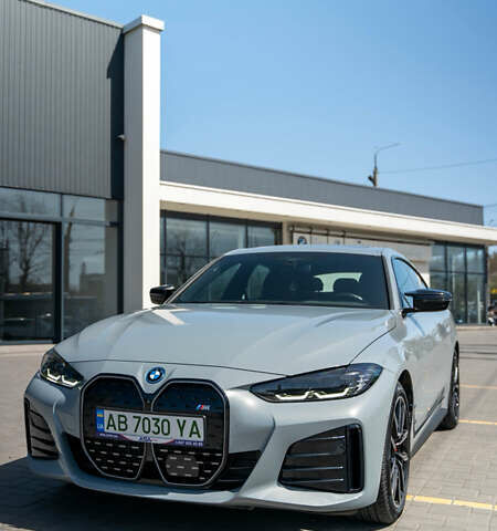 Серый БМВ i4, объемом двигателя 0 л и пробегом 6 тыс. км за 47000 $, фото 1 на Automoto.ua