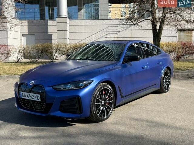Синій БМВ i4, об'ємом двигуна 0 л та пробігом 32 тис. км за 46000 $, фото 1 на Automoto.ua