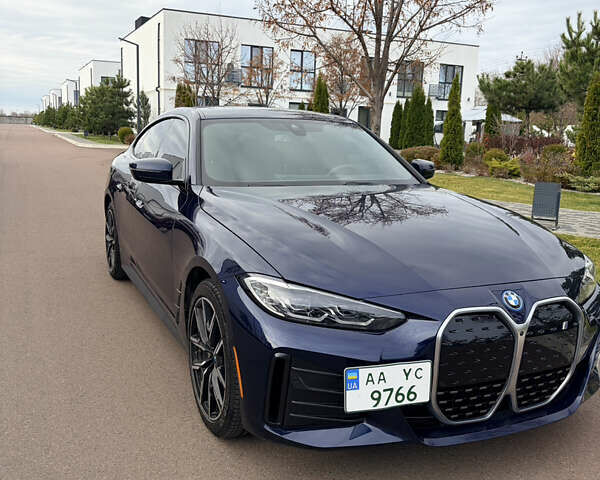 Синій БМВ i4, об'ємом двигуна 0 л та пробігом 31 тис. км за 40000 $, фото 1 на Automoto.ua