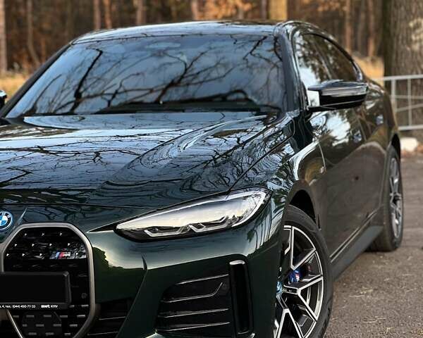 Зеленый БМВ i4, объемом двигателя 0 л и пробегом 47 тыс. км за 51700 $, фото 1 на Automoto.ua
