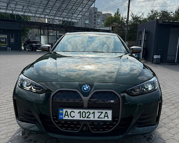 Зеленый БМВ i4, объемом двигателя 0 л и пробегом 4 тыс. км за 50000 $, фото 1 на Automoto.ua