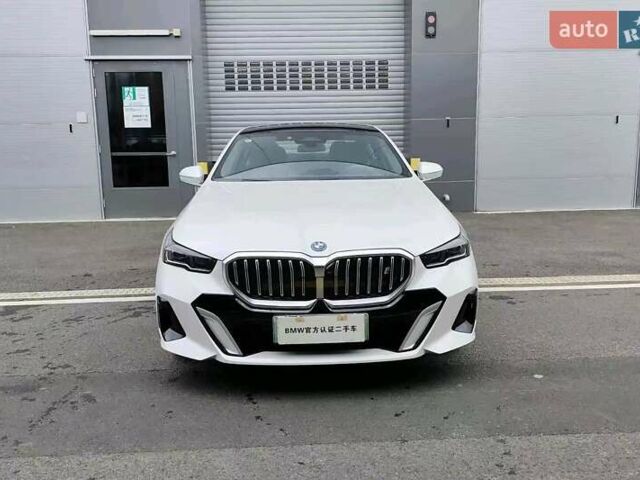 Білий БМВ i5, об'ємом двигуна 0 л та пробігом 11 тис. км за 45000 $, фото 1 на Automoto.ua