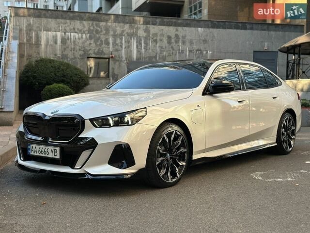 Белый БМВ i5, объемом двигателя 0 л и пробегом 15 тыс. км за 50000 $, фото 1 на Automoto.ua