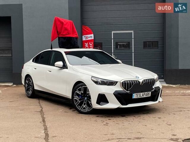Білий БМВ i5, об'ємом двигуна 0 л та пробігом 20 тис. км за 55999 $, фото 1 на Automoto.ua