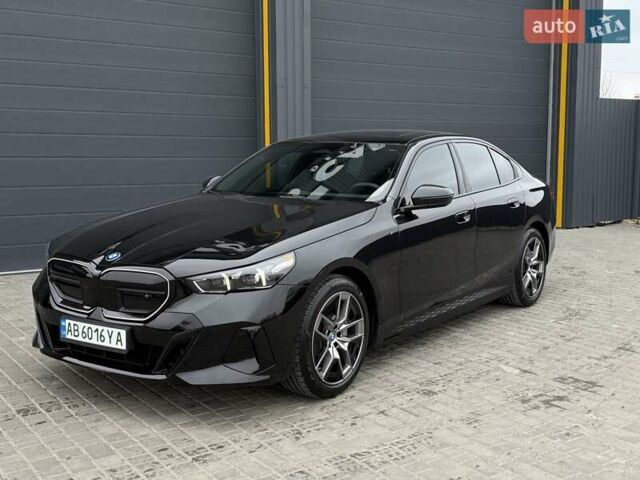 Черный БМВ i5, объемом двигателя 0 л и пробегом 3 тыс. км за 57400 $, фото 1 на Automoto.ua