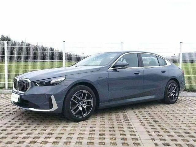 БМВ i5, объемом двигателя 0 л и пробегом 13 тыс. км за 41500 $, фото 1 на Automoto.ua