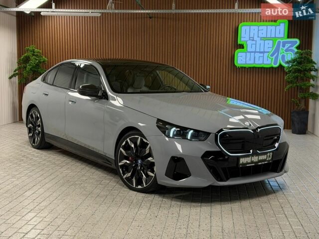 Сірий БМВ i5, об'ємом двигуна 0 л та пробігом 25 тис. км за 69000 $, фото 1 на Automoto.ua
