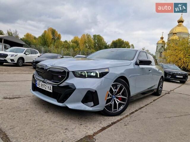 БМВ i5 2023 в Днепре (Днепропетровске) на Automoto.ua Серый БМВ i5, объемом двигателя 0 л и пробегом 9 тыс. км за 81900 $, фото 1 на Automoto.ua