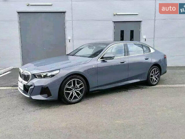 Сірий БМВ i5, об'ємом двигуна 0 л та пробігом 11 тис. км за 40500 $, фото 1 на Automoto.ua
