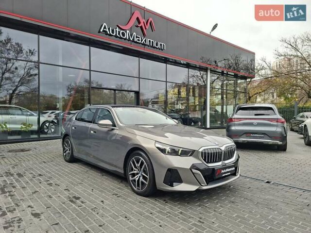 Серый БМВ i5, объемом двигателя 0 л и пробегом 5 тыс. км за 54900 $, фото 1 на Automoto.ua