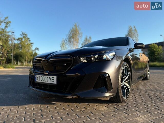 Серый БМВ i5, объемом двигателя 0 л и пробегом 26 тыс. км за 48500 $, фото 1 на Automoto.ua