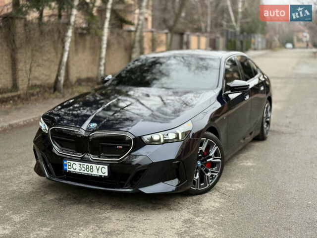 Синий БМВ i5, объемом двигателя 0 л и пробегом 24 тыс. км за 62000 $, фото 1 на Automoto.ua