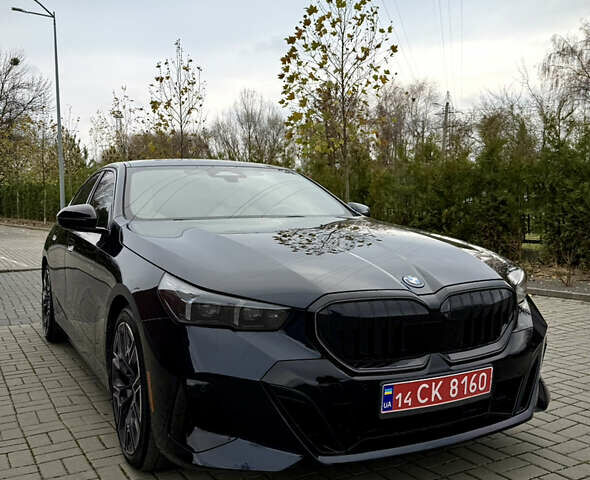 Синий БМВ i5, объемом двигателя 0 л и пробегом 4 тыс. км за 56500 $, фото 1 на Automoto.ua