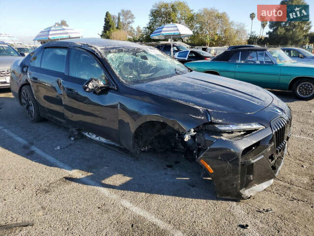 Черный БМВ i7, объемом двигателя 0 л и пробегом 9 тыс. км за 38800 $, фото 1 на Automoto.ua