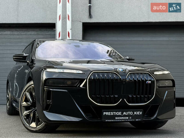 Черный БМВ i7, объемом двигателя 0 л и пробегом 1 тыс. км за 190000 $, фото 1 на Automoto.ua