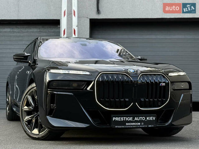Чорний БМВ i7, об'ємом двигуна 0 л та пробігом 1 тис. км за 195000 $, фото 1 на Automoto.ua